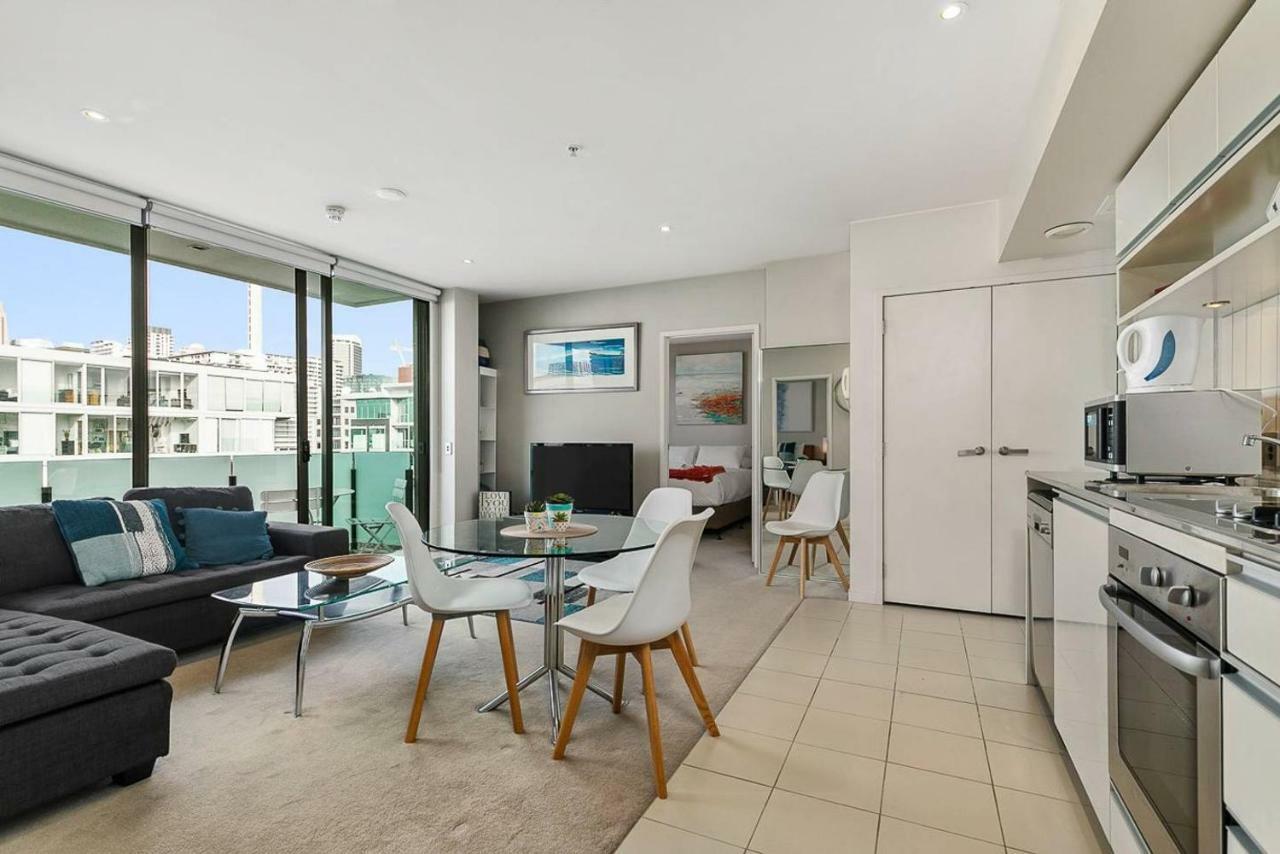 Two Bedroom Apartment - Pool, Gym & Free Parking! Auckland Luaran gambar